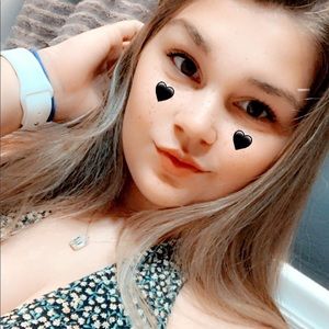 Meet your Posher, Katelyn